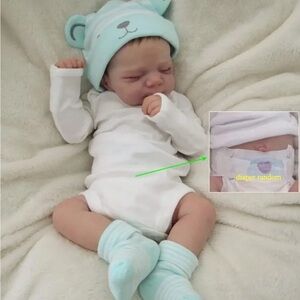 Infant Doll Reborn Hand Painted Real Lifelike Skin Boy NWT